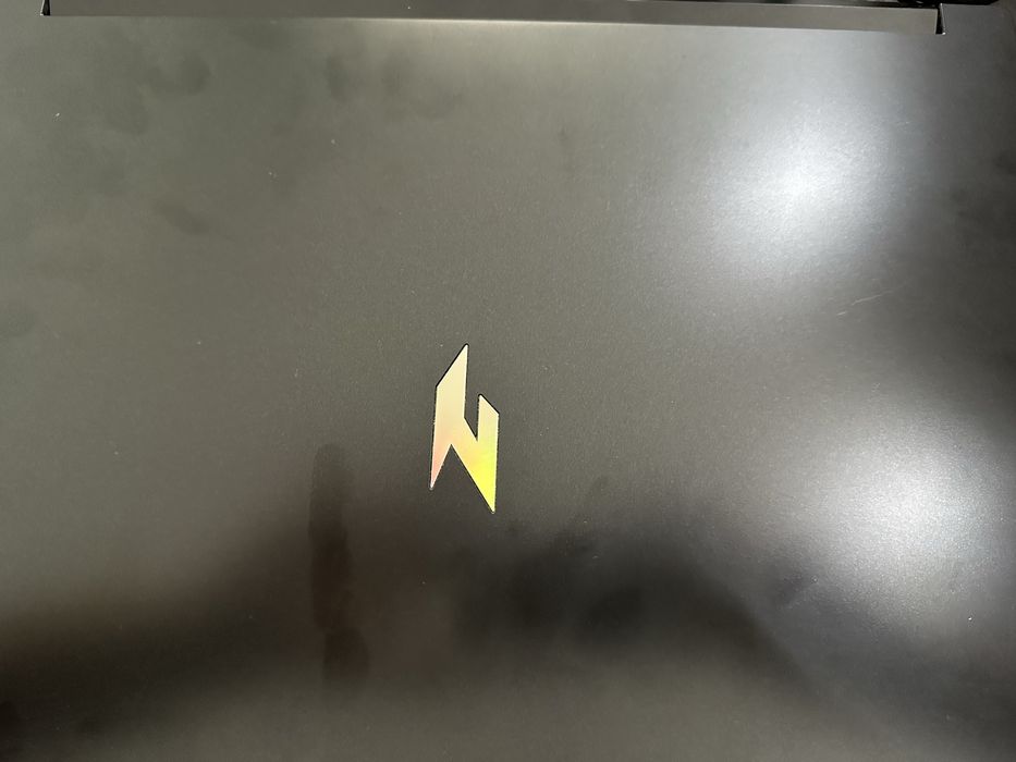 Acer Nitro V16 !!!
