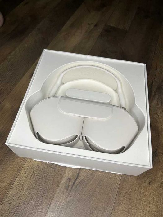 Apple airpod max 2nd Gen