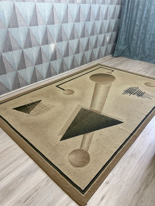 Продам ковры натуральные размер 2/3м