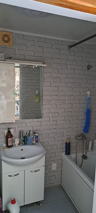 Продажа квартиры в частном доме.