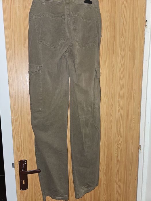 pantaloni cargo kaki stradivarius marimea 34