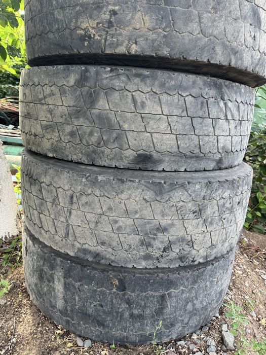 Продам резину 315/70/22,5…………….