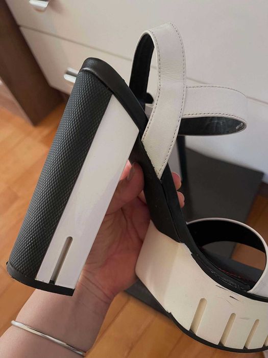 Дамски обувки на ток / Дамски токчета