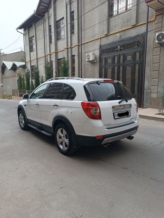 Captiva 2  Benzin 2012 Oq  srochna sotiladi