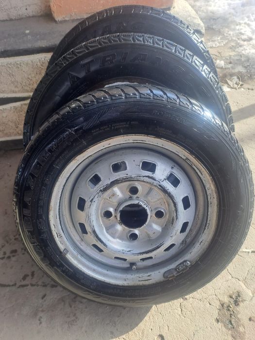 Зтмние шины с диском