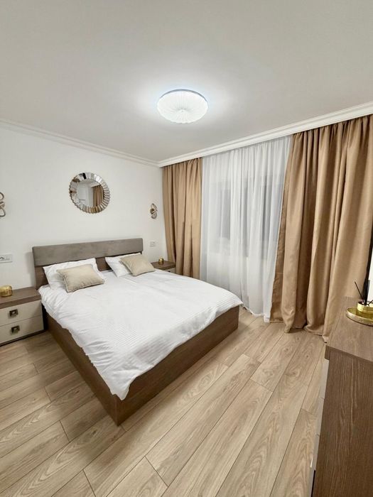 Inchiriez apartament ultracentral LUX