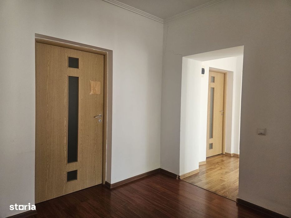 Casa renovata 3 camere, curte mare de 916 mp ] Salard