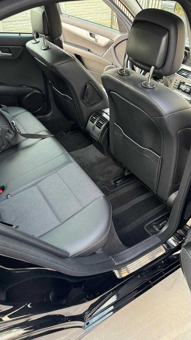 MERCEDES-BENZ C-Class 2011 — imagine 4