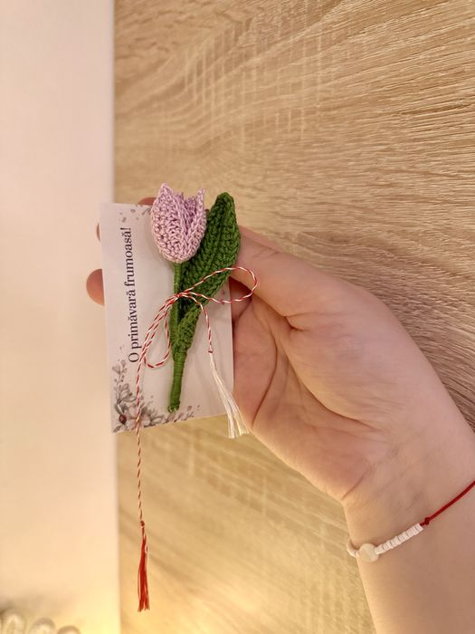 Brosa martisor lalea