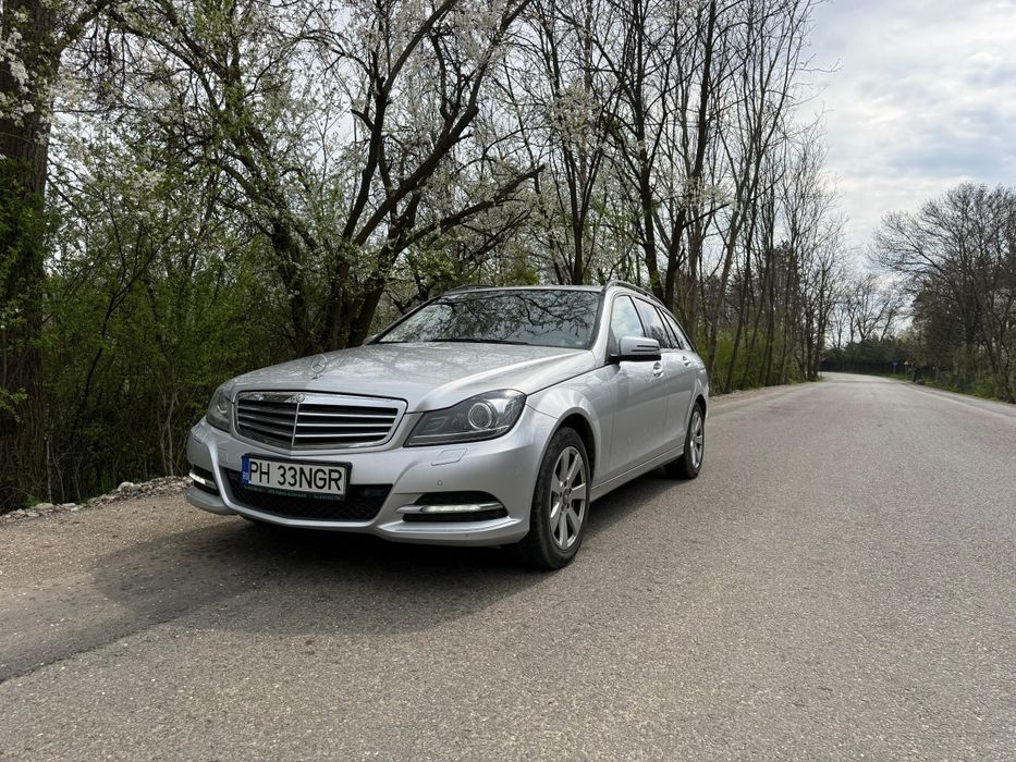 Vând mercedes c class