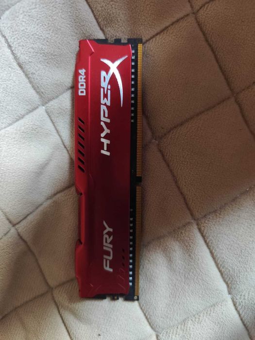 Продам ОЗУ DDR4 8gb 2666, 2 плашки