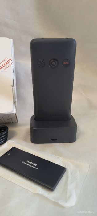 Чисто нов мобилен телефон TSL Onetouch 4042 S