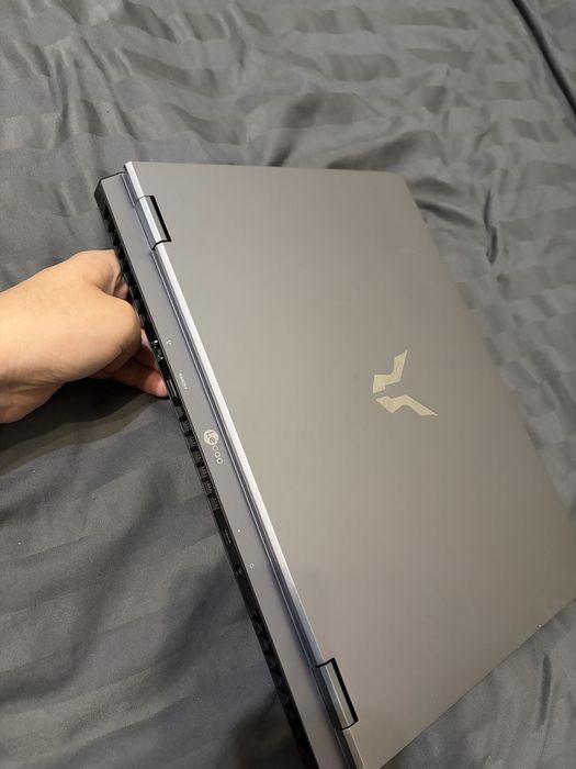 Lenovo leqoo Bellator 7000