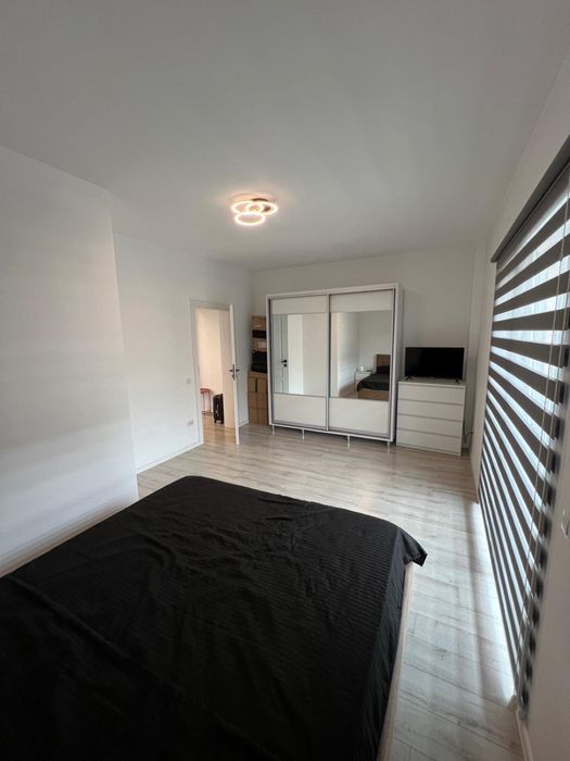 Ofer spre închiriere apartament cu 2 camere pe Bulevard
