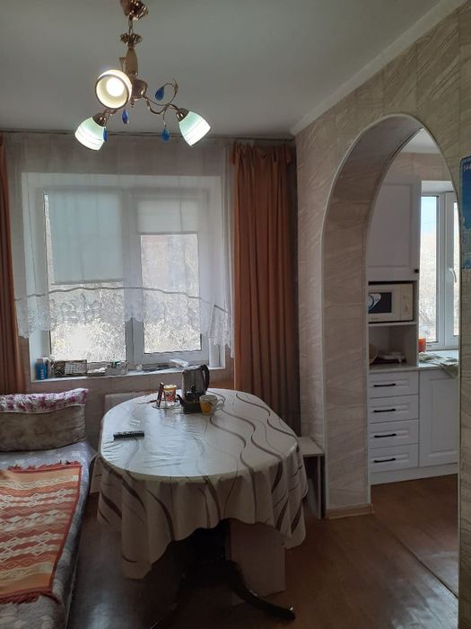 Продам 3 в районе Аптеки по Абая