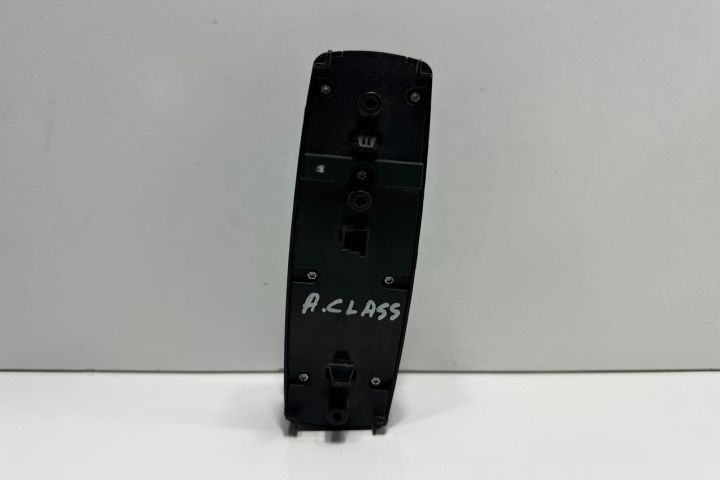 Panou comanda geamuri cu defect 1698206910 Mercedes-Benz A-Class W169