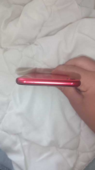 iPhone SE2020 в добро състояние