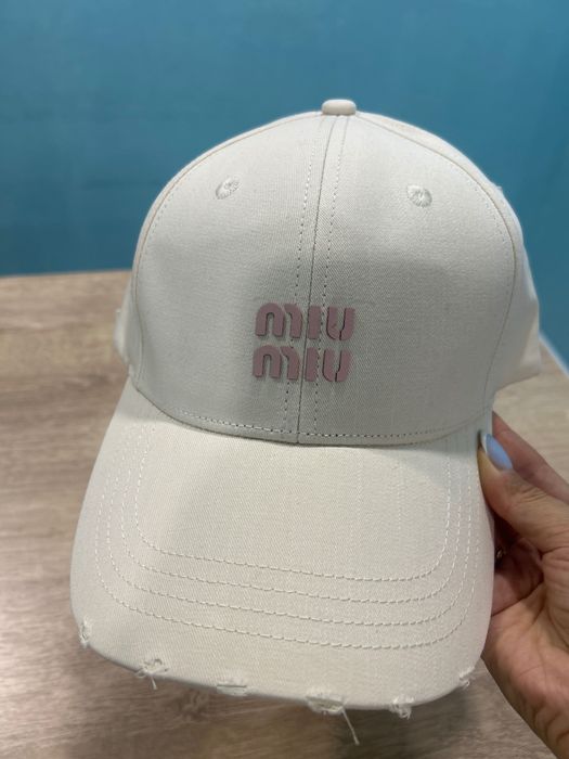 Бейсболка miu miu