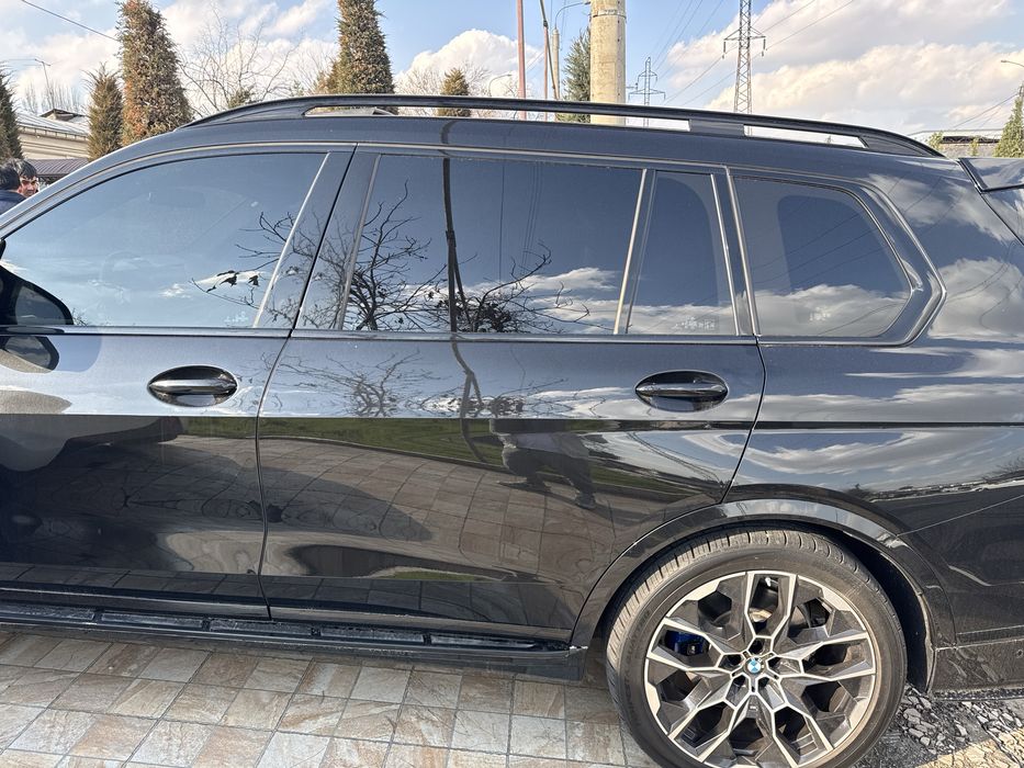 Bmw x7 x drive full pozitsa