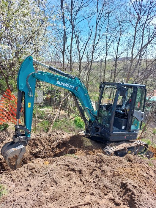 Prestari servicii cu miniexcavator