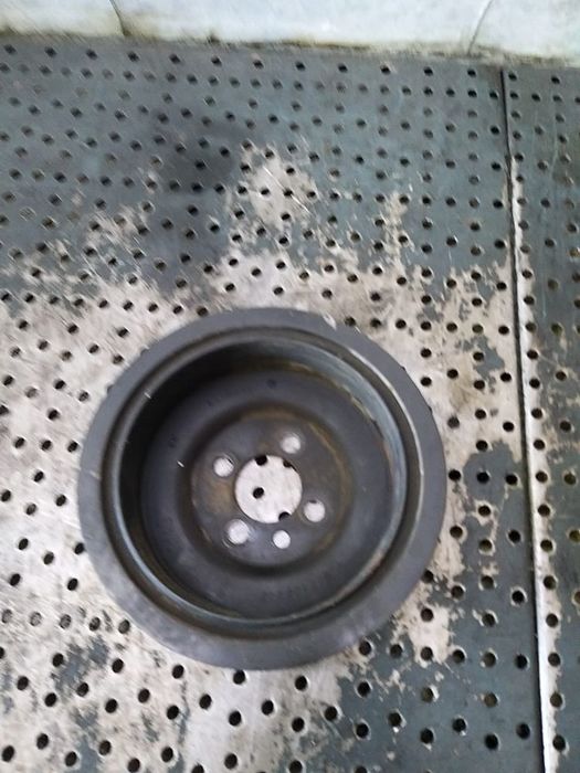 Fulie vibrochen 1.9 tdi vw golf 5 03g105243