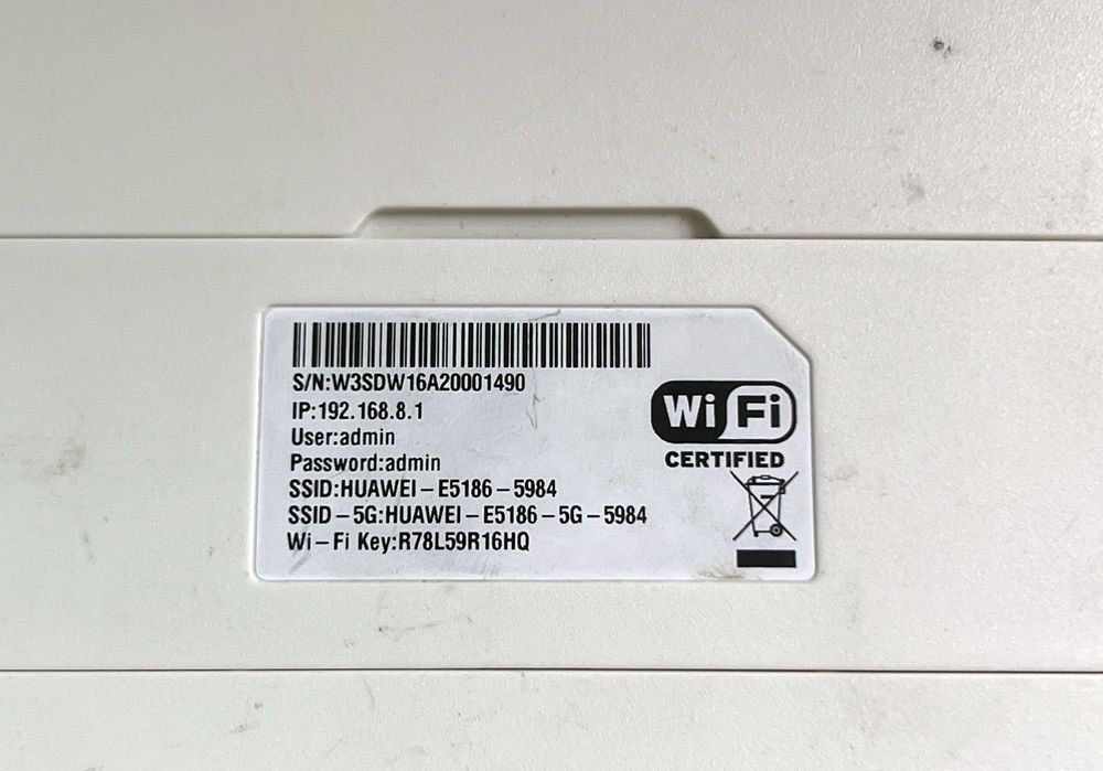 Router Huawei B618 4G LTE Cat11 Gigabit WiFi dual band