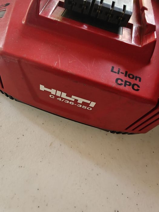 Încărcător hilti C4 36 350