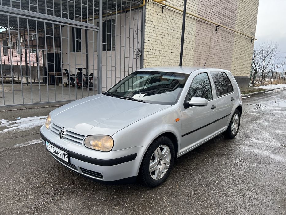 Фольсваген Гольф-4