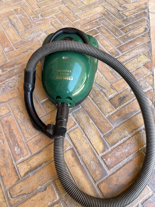 Plesos nikai 1600w