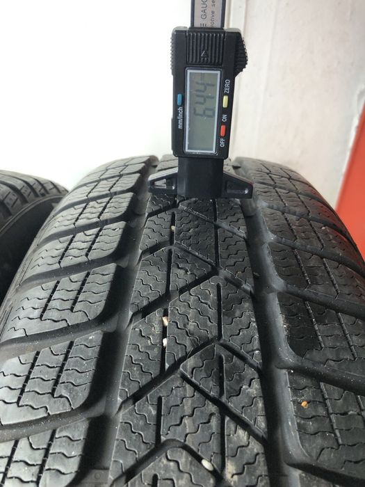 Зимни гуми 205/60/17 Pirelli Sotozero 3 4бр