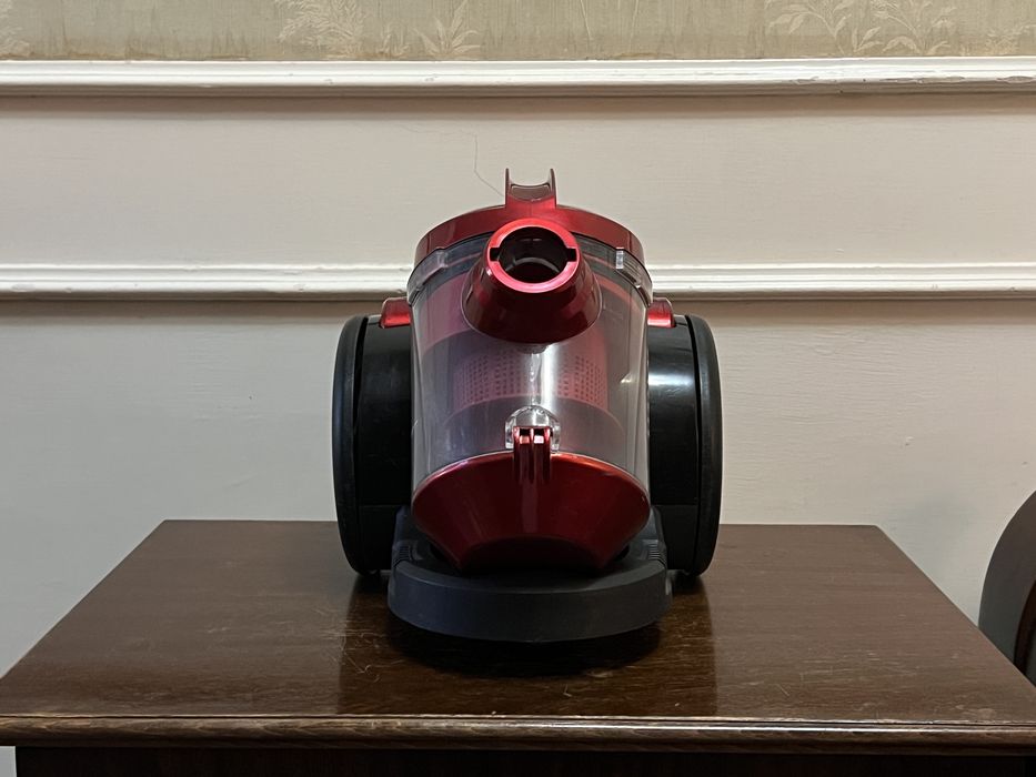 Пылесос HALEY HY-925