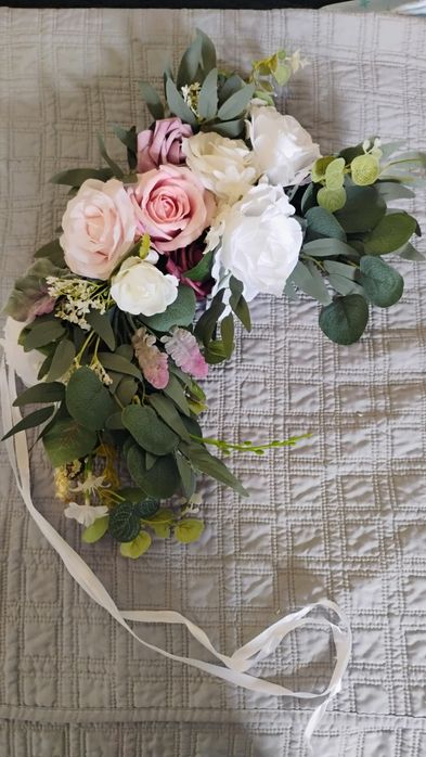 Сватбена украса за кола