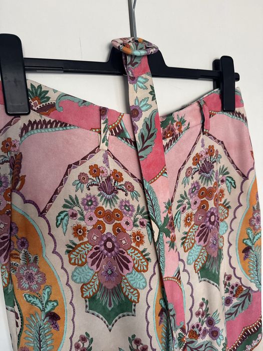 Pantaloni Zara cu cracul larg din vascoza
