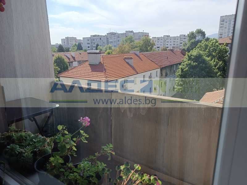 Ремонтиран двустаен ап. в Западен Парк!