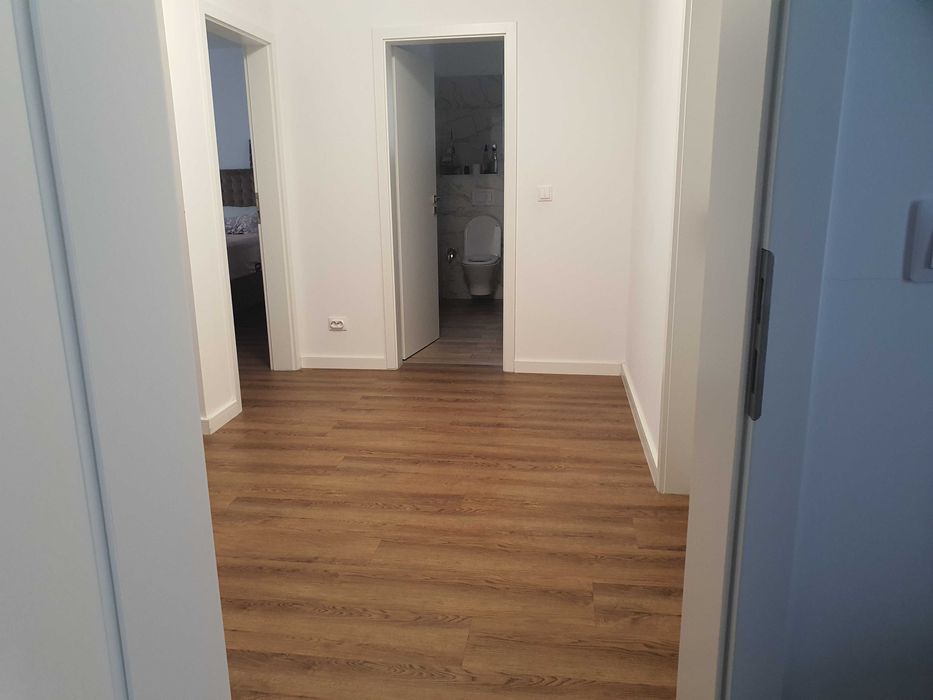 casa de vinzare în brasov linga piata astra
