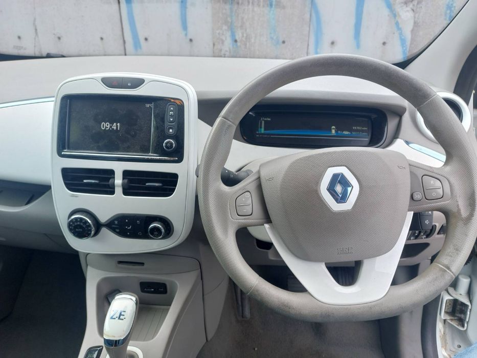 Dezmembrez / Piese din dezmembrare Renault ZOE generatia 1 - 5AM