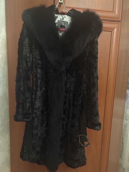 Продам норковую шубу