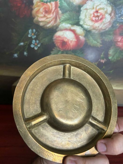 A335 422g, 16cm D Scrumiera masiva