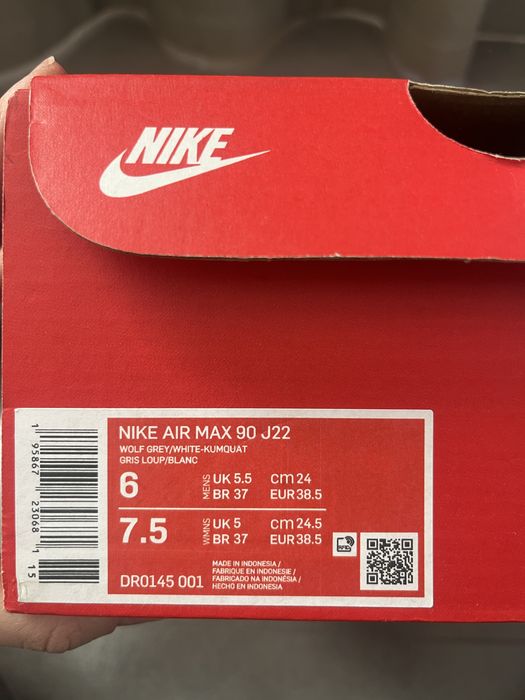 Маратонки NIKE AIR MAX 90 J22 - 38.5