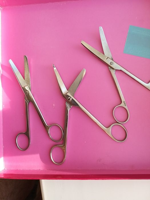 Медицинские ножницы