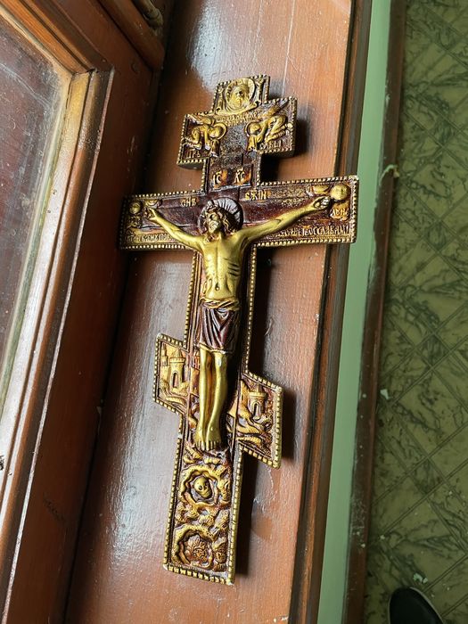 Продам крест настенный