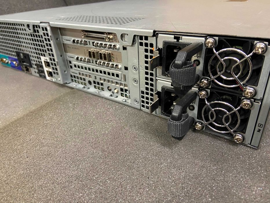 Сървър Dell R510 Xeon E5507, 32GB RAM, PERC H700, 8 x 3.5", 2x 1100W