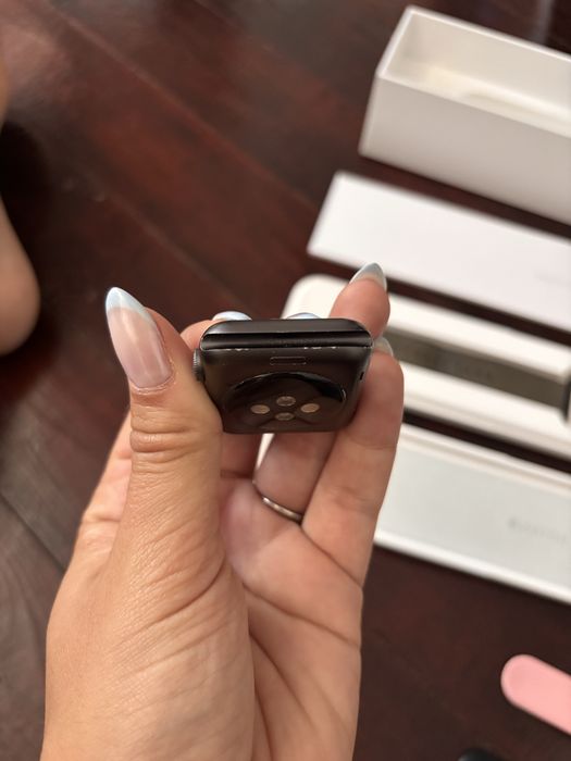Apple Watch Sport 42 mm 7000 Series Space Gray Aluminum