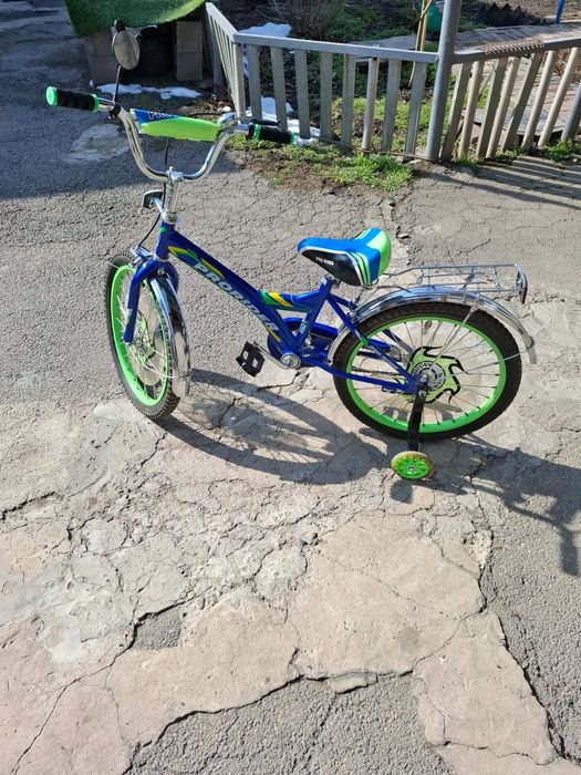 Велосипед новый школьный