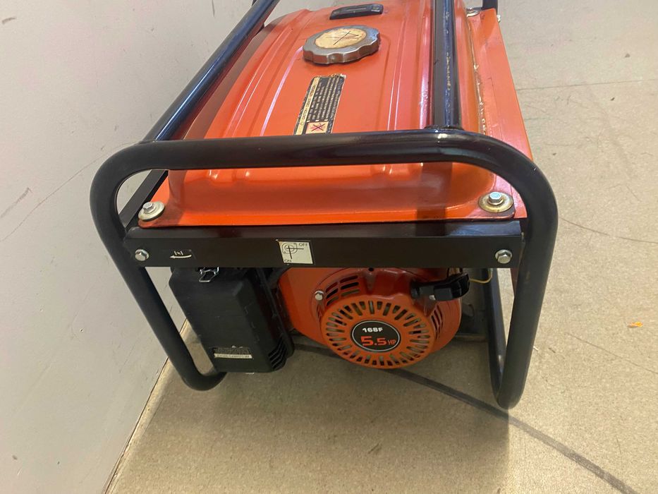 129931	Генератор за ток бензинов 2kW RD-GG02