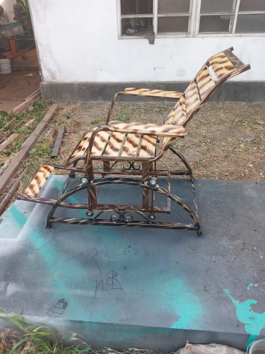 Кресло качалка хорошая