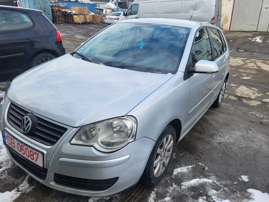 Dezmembrez Volkswagen Polo 9N, 2008, 1.2 bezina Motor BZG