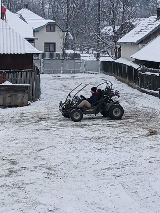 Vând sau schimb cu animale