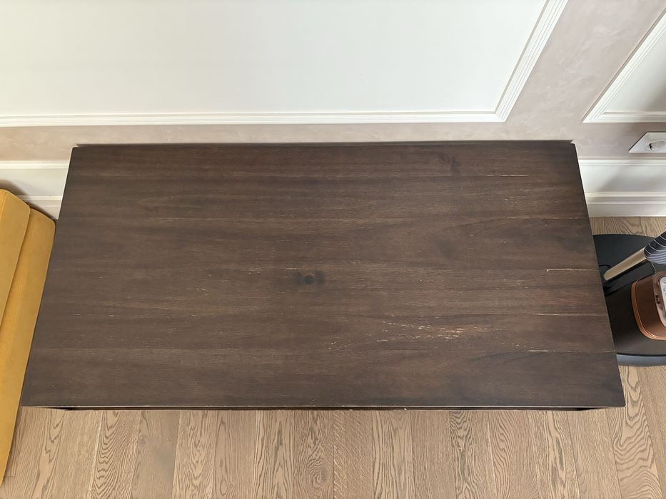 Журнальный столик Ashley