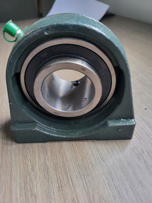 Vand rulmenti speciali/fixati/pe suport/cu gresor